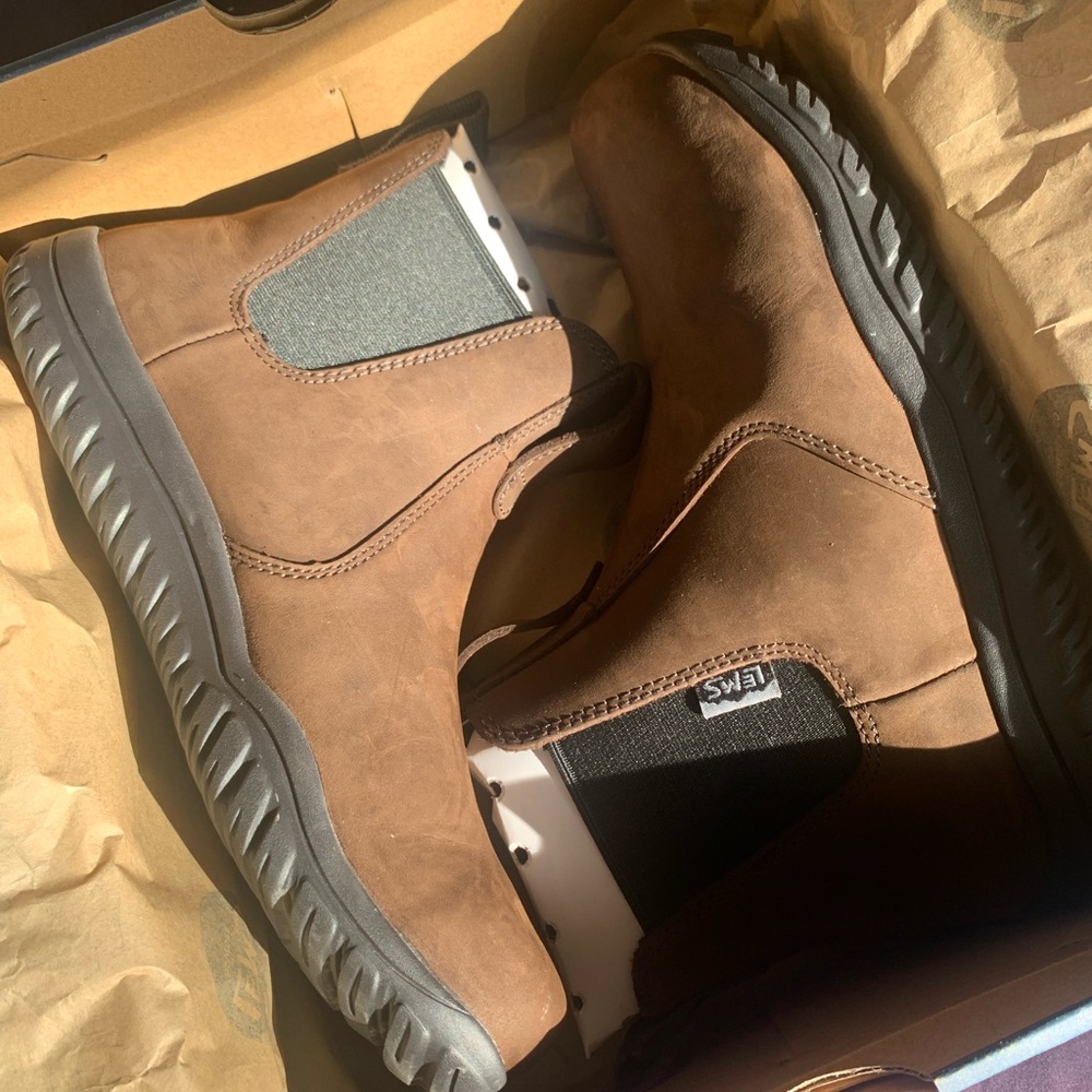 LEMS Waterproof Chelsea boot